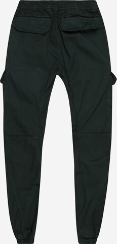 Tapered Pantaloni di Urban Classics in verde