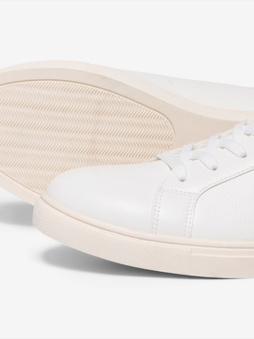 Only & Sons - Zapatillas deportivas bajas 'ONSJAKE' en blanco