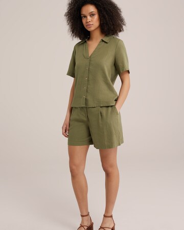 WE Fashion Loose fit Trousers in Green