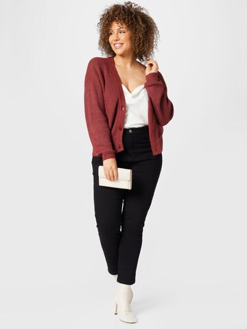 Cardigan 'Esly' ONLY Carmakoma en rouge