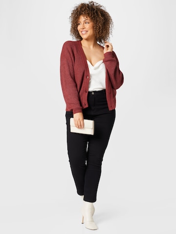 Cardigan 'Esly' ONLY Carmakoma en rouge