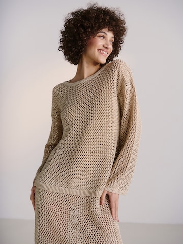 Guido Maria Kretschmer Women Pullover 'Jamie' in Gold: predná strana