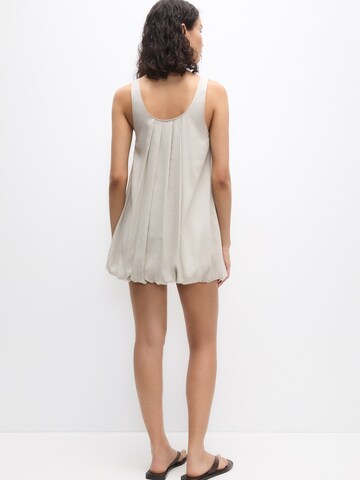 Abito estivo di Pull&Bear in beige