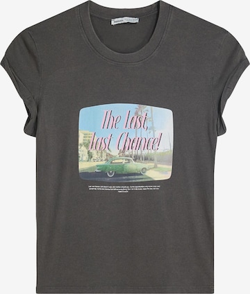 BershkaMajica - crna boja: prednji dio