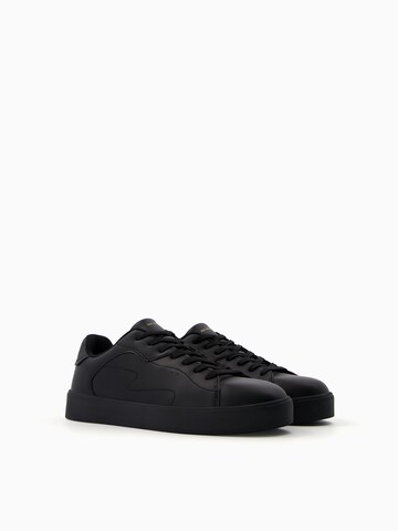 Bershka Platform trainers in Black