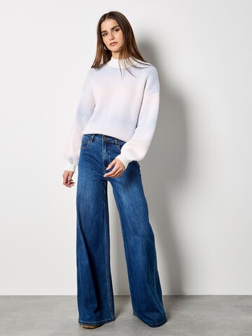 Apricot Sweater ' ' in Pink