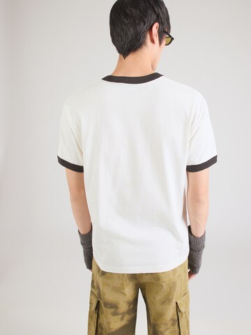 T-Shirt 'MOUNTAIN' VANS en blanc