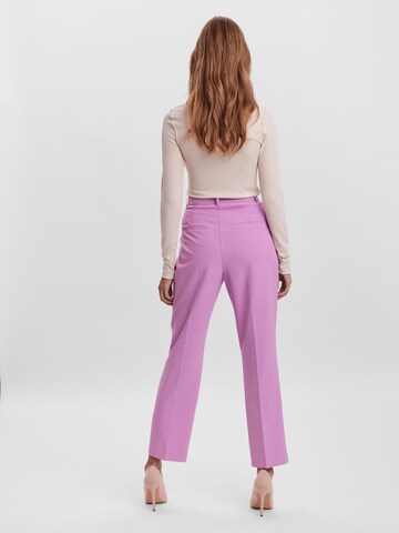 Loosefit Pantaloni con pieghe 'Camille' di VERO MODA in lilla