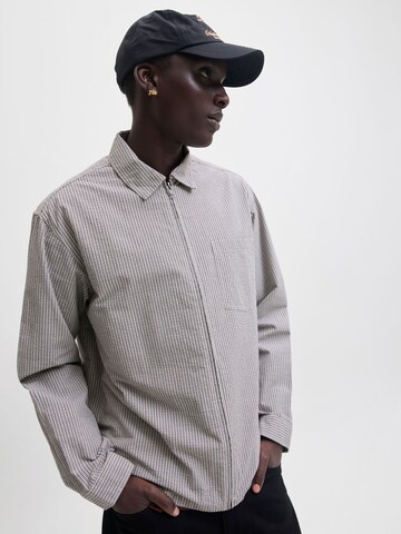 Fit confort Chemise JACK & JONES en blanc
