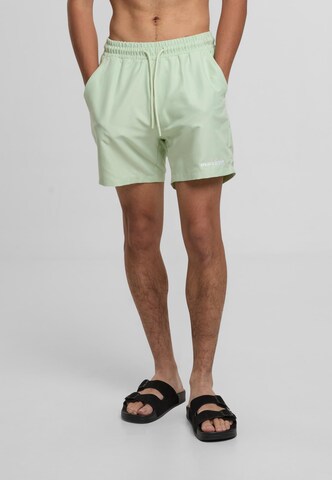 Shorts de bain Pegador en vert : devant