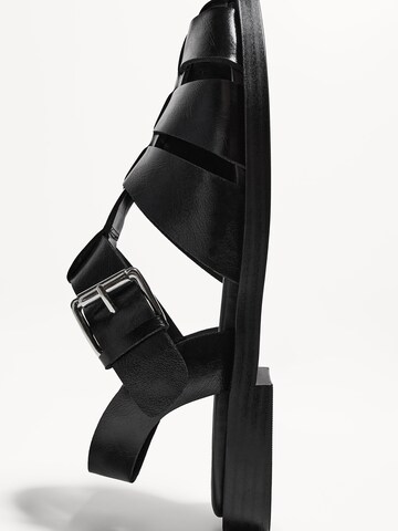 Bershka Sandal in Black