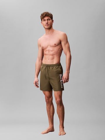 Calvin Klein Swimwear Regular Zwemshorts in Groen