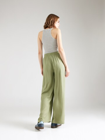 VILA Regular Pants 'PRICIL' in Green