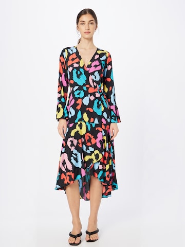 Robe Wallis en noir : devant