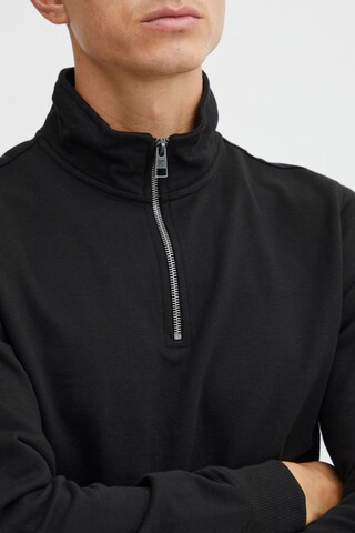 11 Project - Pullover em preto