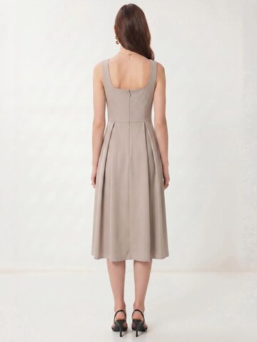 Happiness İstanbul - Vestido 'Midi' em cinzento