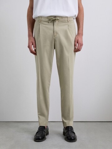 Scalpers Обычный Брюки со складками в Бежевый