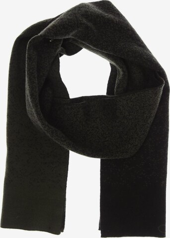 Calvin Klein Scarf & Wrap in One size in Green: front