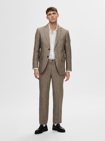 regular Pantaloni con piega frontale 'Will' di SELECTED HOMME in marrone