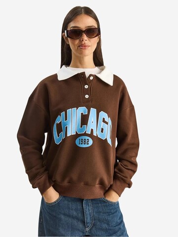 Felpa di Bianco Lucci in marrone: frontale