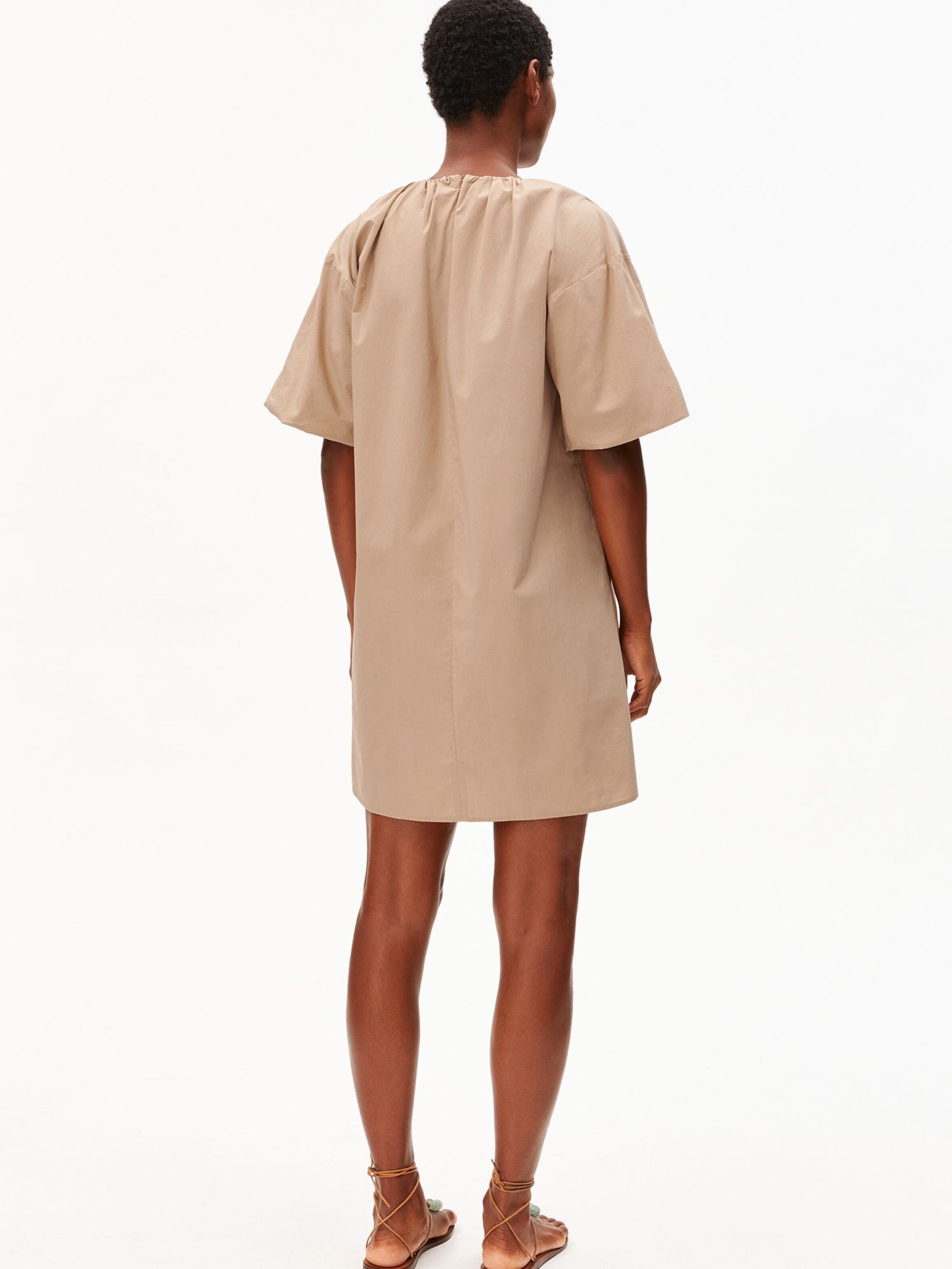 Robe ARMEDANGELS en marron