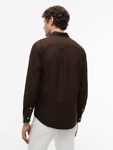 TOMMY HILFIGER Regular fit Overhemd 'HERITAGE' in Bruin
