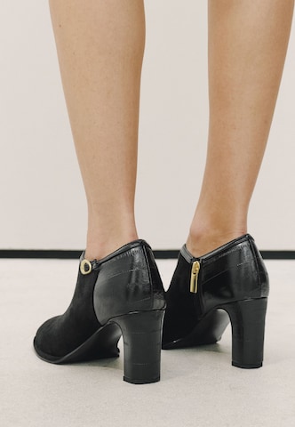 Next Enkellaarsje 'Forever Comfort' in Zwart