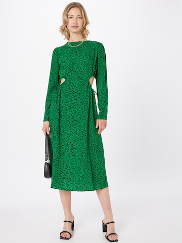 Rochie de la Nasty Gal pe verde