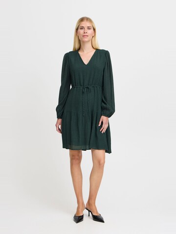 b.young - Vestido 'Helia' en verde