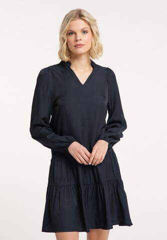 Usha Shirt Dress in Blue: front