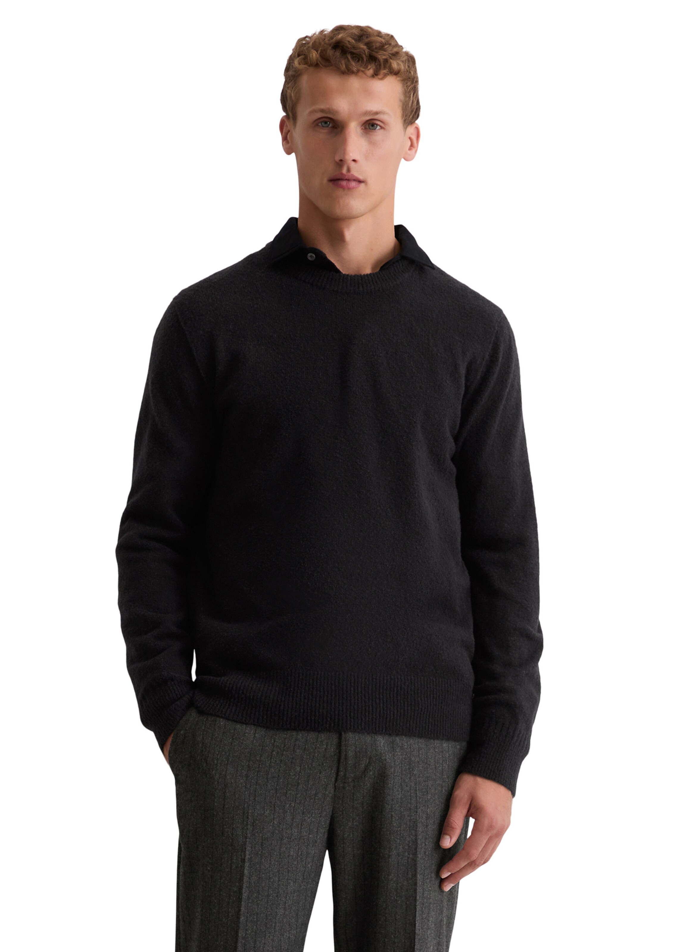 Marc O'Polo Sweater in Black: front