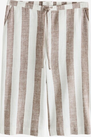 Next Shorts in Beige: Vorderseite