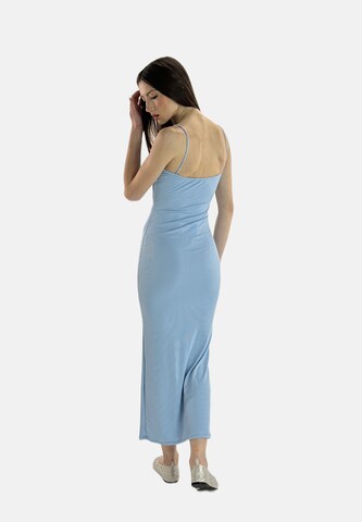 Robe Elara en bleu
