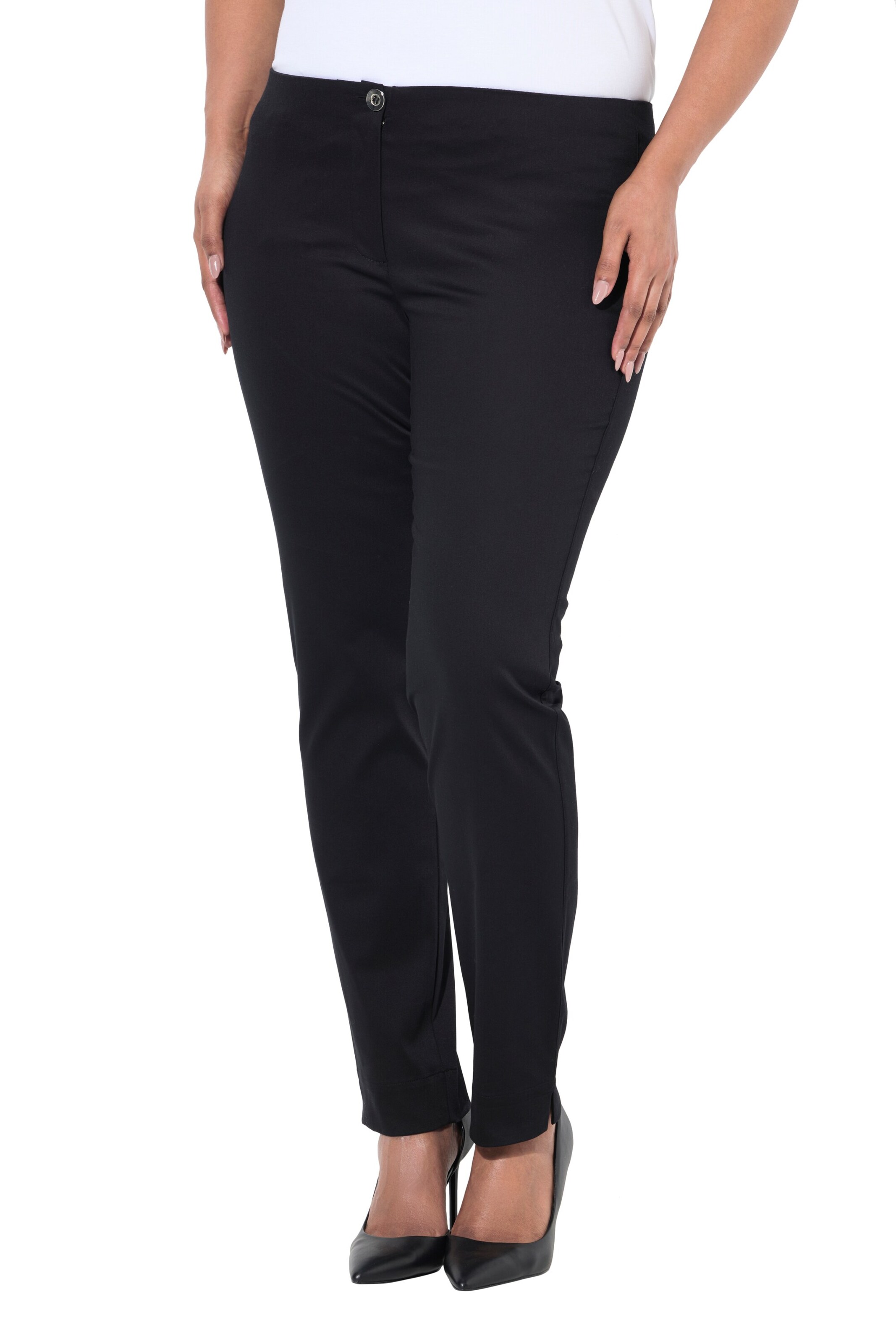 Ulla Popken Slimfit Chinohose in Schwarz: Vorderseite