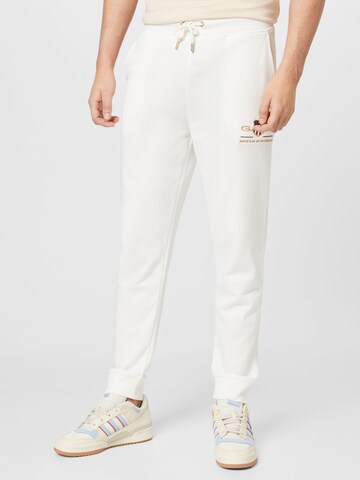 GANT Tapered Pants in Beige: front