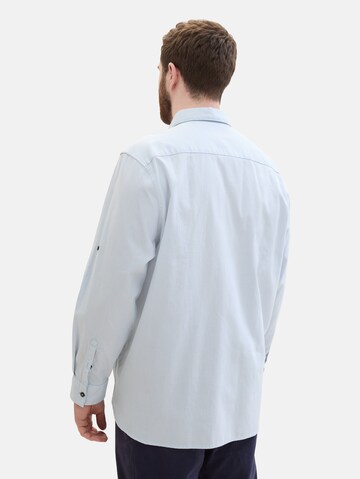 Coupe regular Chemise TOM TAILOR Men + en bleu