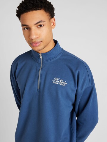 HOLLISTER - Sweatshirt 'APAC EXCLUSIVE' em azul