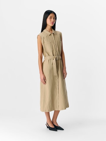 Abito camicia 'OBJAviana' di OBJECT in beige: frontale