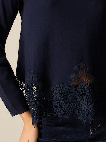 Pullover di oltre in blu