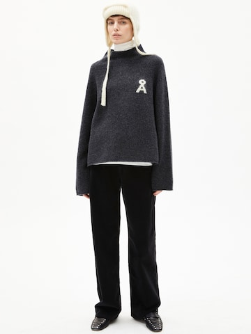 ARMEDANGELS Pullover 'ICONIC Å Monalaa' in Grau