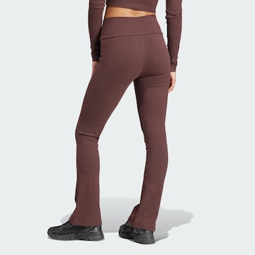 évasé Pantalon 'Essentials' ADIDAS ORIGINALS en marron