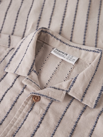Coupe regular Chemise NAME IT en gris
