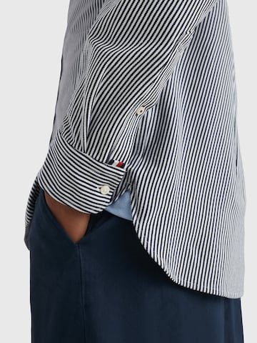 TOMMY HILFIGER Regular fit Button Up Shirt in Grey