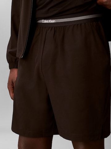 Regular Pantalon de sport Calvin Klein Sport en noir