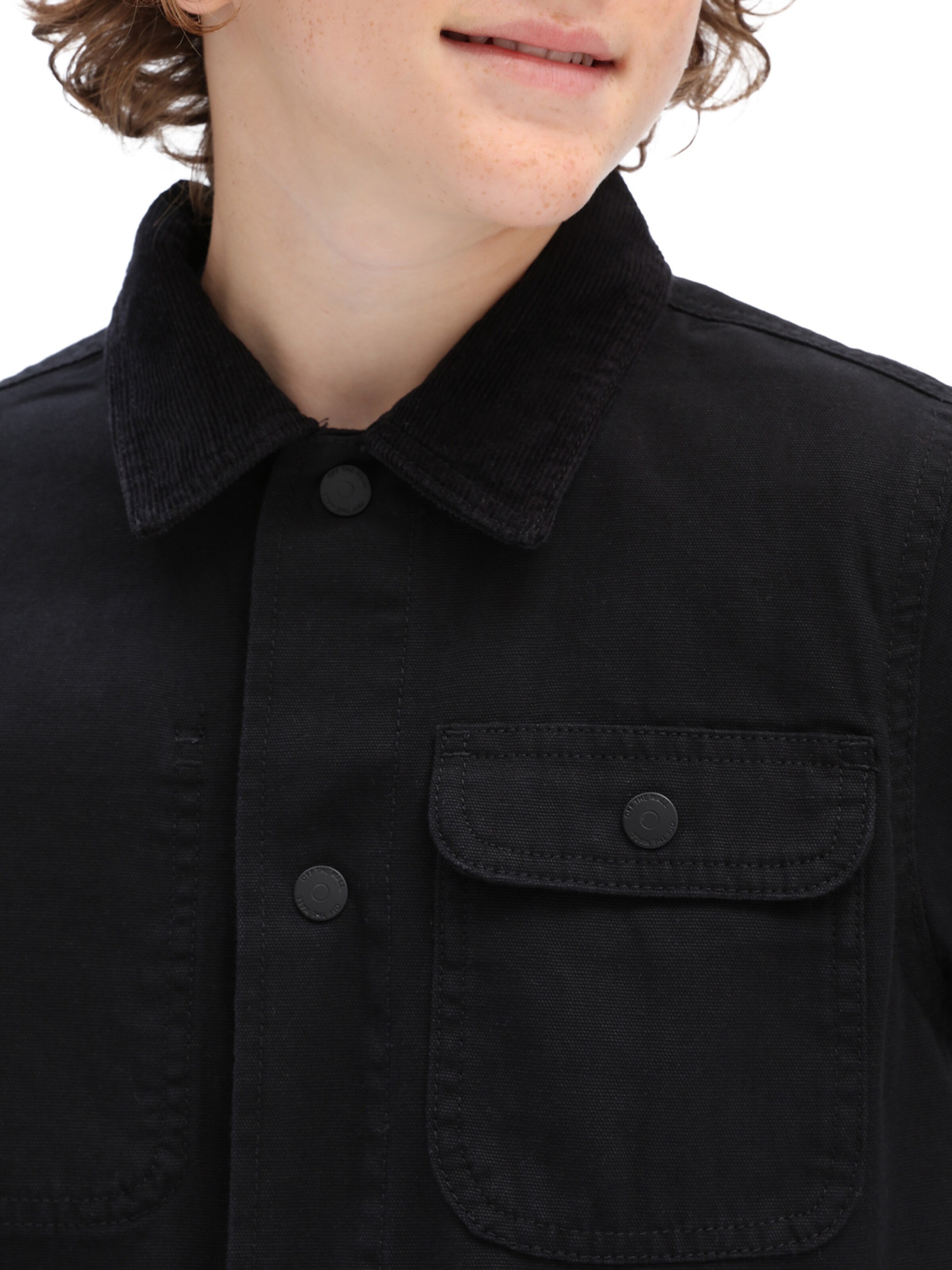 VANS Φθινοπωρινό και ανοιξιάτικο μπουφάν σε μαύρο