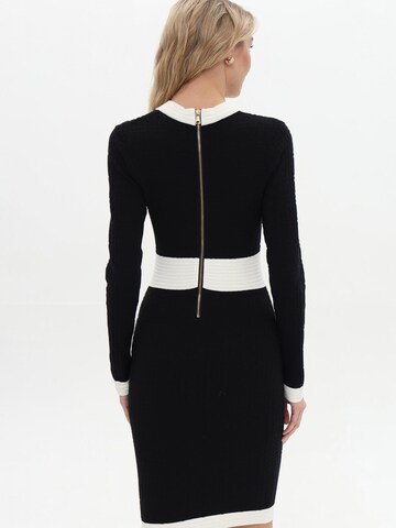 Passioni Kleid in Schwarz