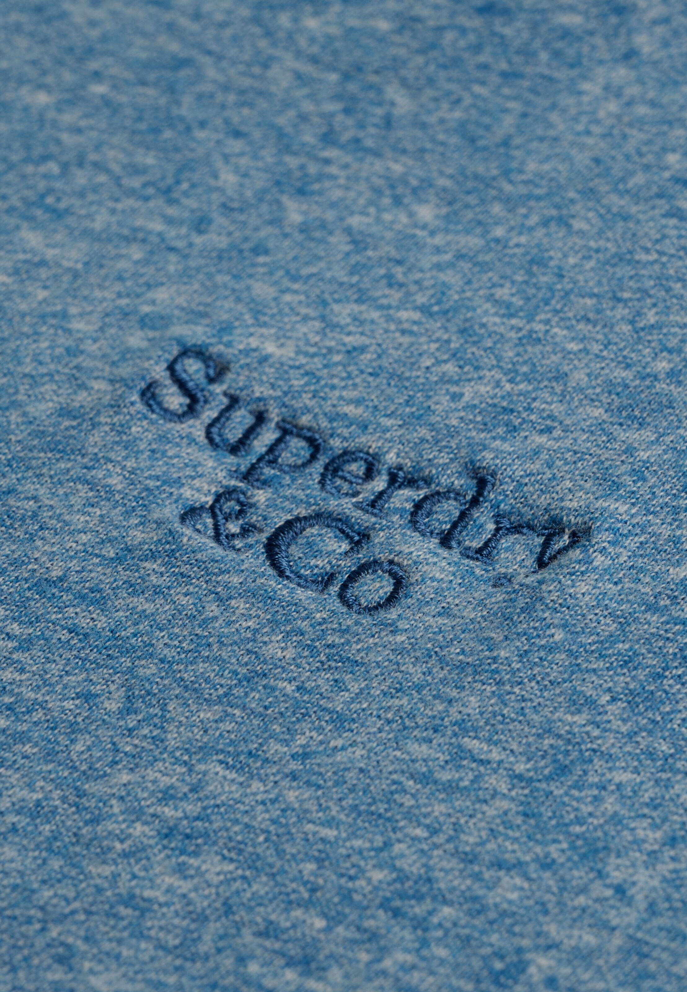 Superdry & Co T-Shirt 'Essential Serif' in Blau