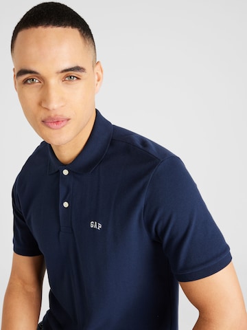 GAP Poloshirt in Blau