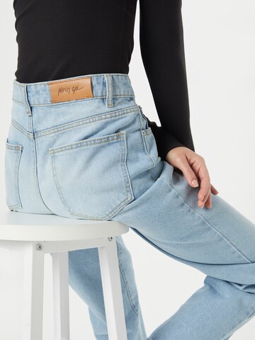 Nasty Gal Regular Jeans in Blau