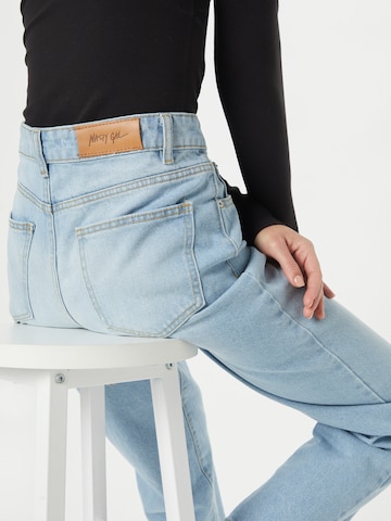 Nasty Gal Regular Jeans i blå